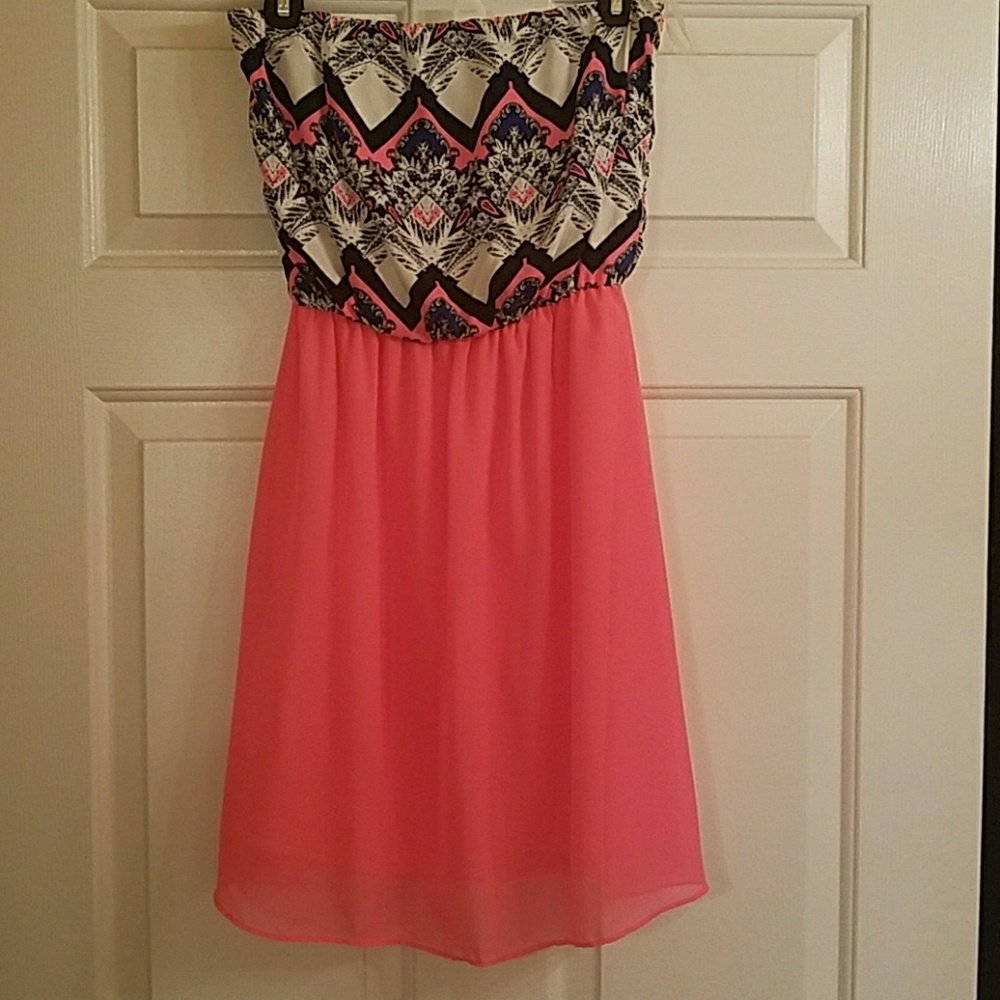 Strapless neon pink dress
